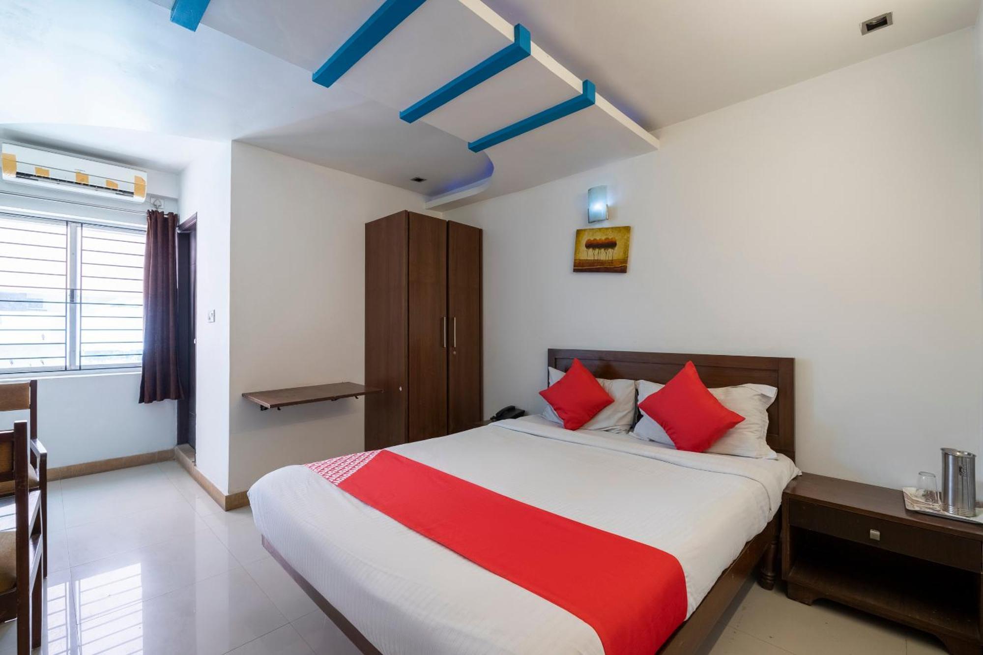 71863 The Red Velvet Opposite Novel Office Marathahalli Bridge. Bangalore Exterior foto