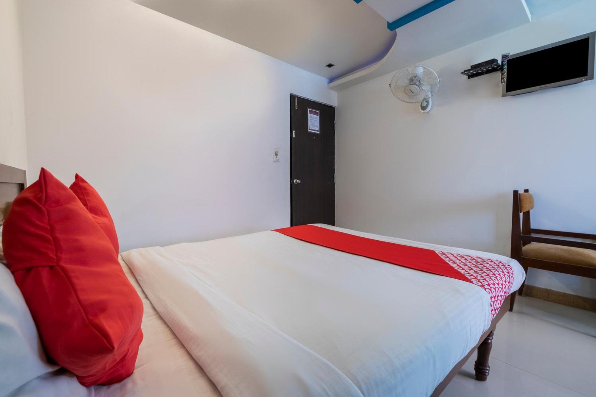 71863 The Red Velvet Opposite Novel Office Marathahalli Bridge. Bangalore Exterior foto